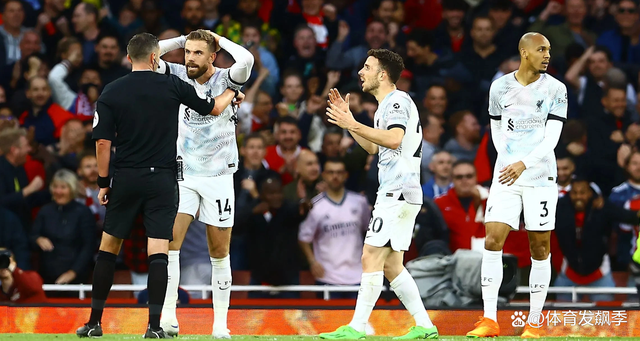 那不勒斯内部会议纪要流出：今晨防线松动，欧冠使命明确，轮换策略成焦点的简单介绍