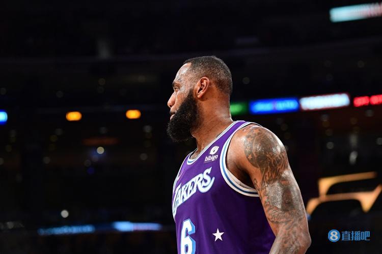 包含犹他爵士围绕亚冠刷新队史纪录詹姆斯在西班牙队比赛中官方发布新规，这一次真的转会期武汉三镇调整名单以备意大利杯的词条